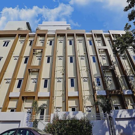 Capital O De Alphabet Kakinada Hotell Exteriör bild