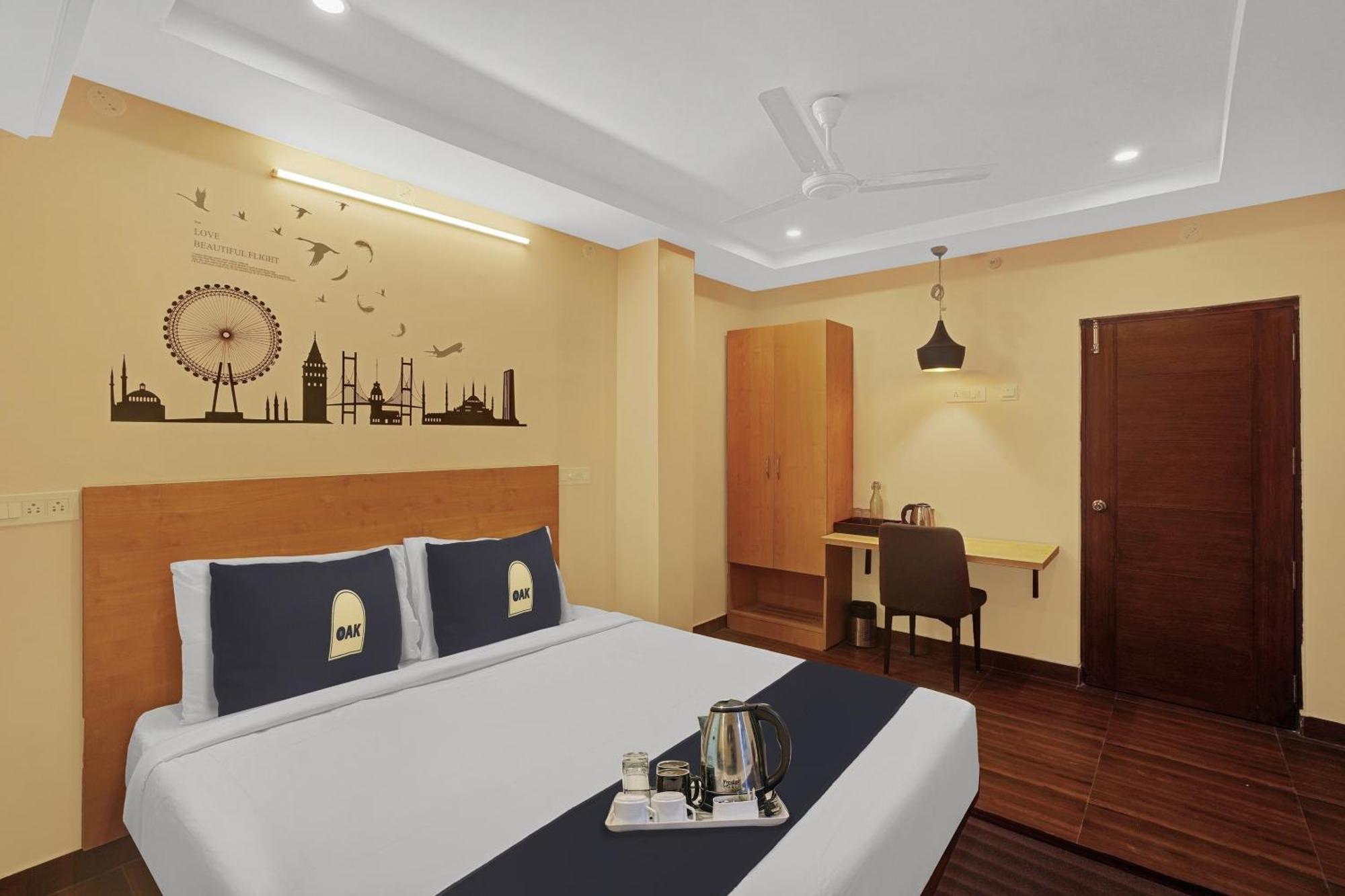 Capital O De Alphabet Kakinada Hotell Exteriör bild
