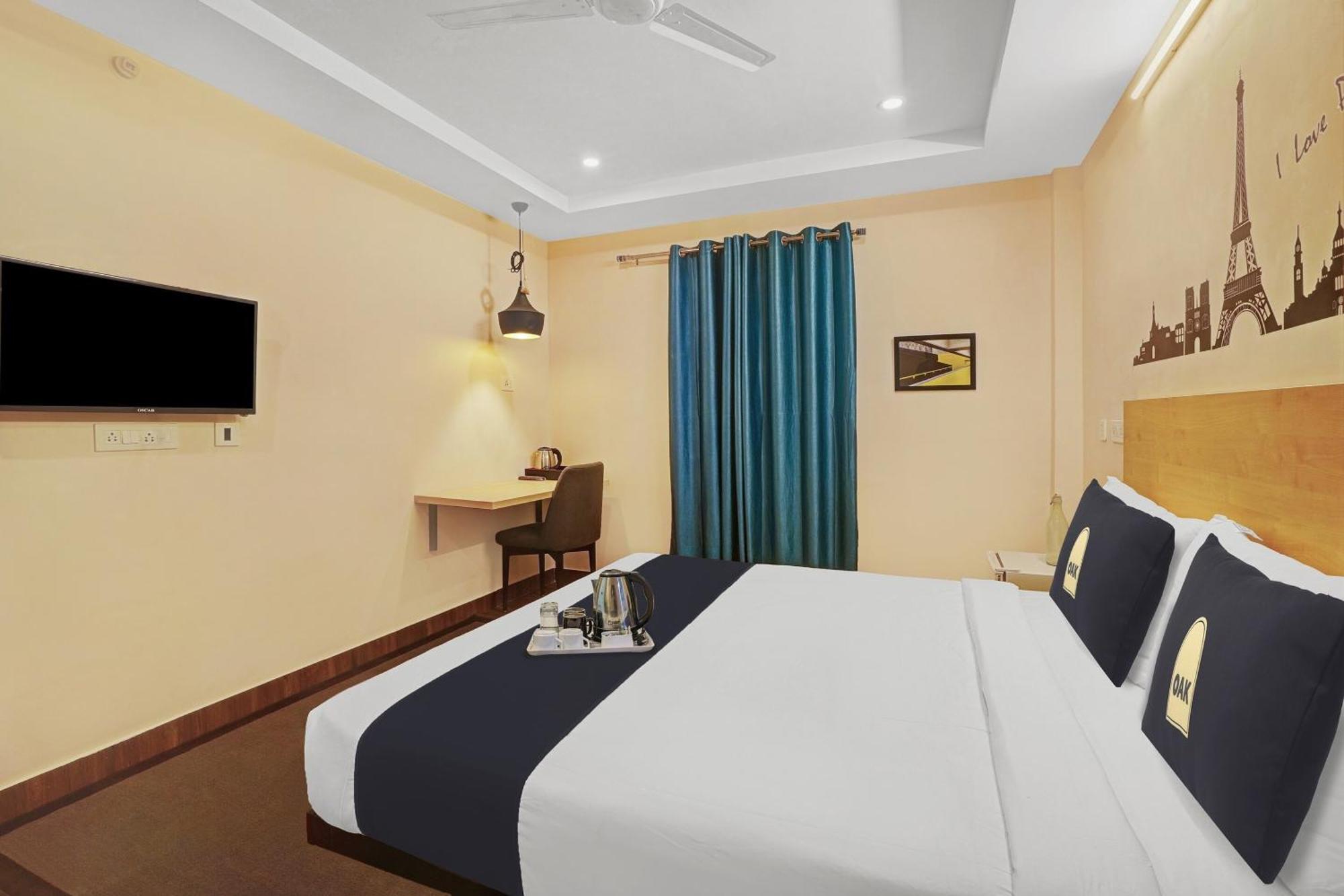 Capital O De Alphabet Kakinada Hotell Exteriör bild